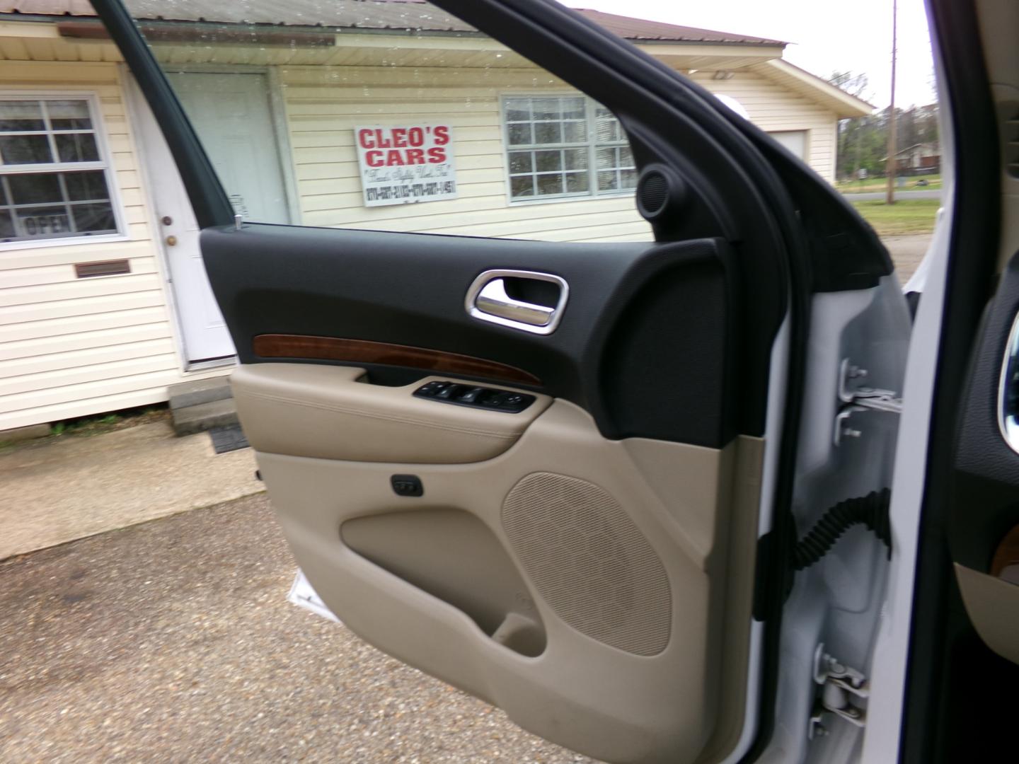 2014 Dodge Durango Citadel AWD (1C4RDJEG9EC) with an 3.6L V6 DOHC 24V engine, 8-Speed Automatic transmission, located at 401 First NE, Bearden, AR, 71720, (870) 687-3414, 33.726528, -92.611519 - Photo#9